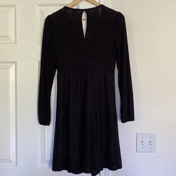 A New Day little black dress with deep v-neck and textured print. - Picture 12 of 14